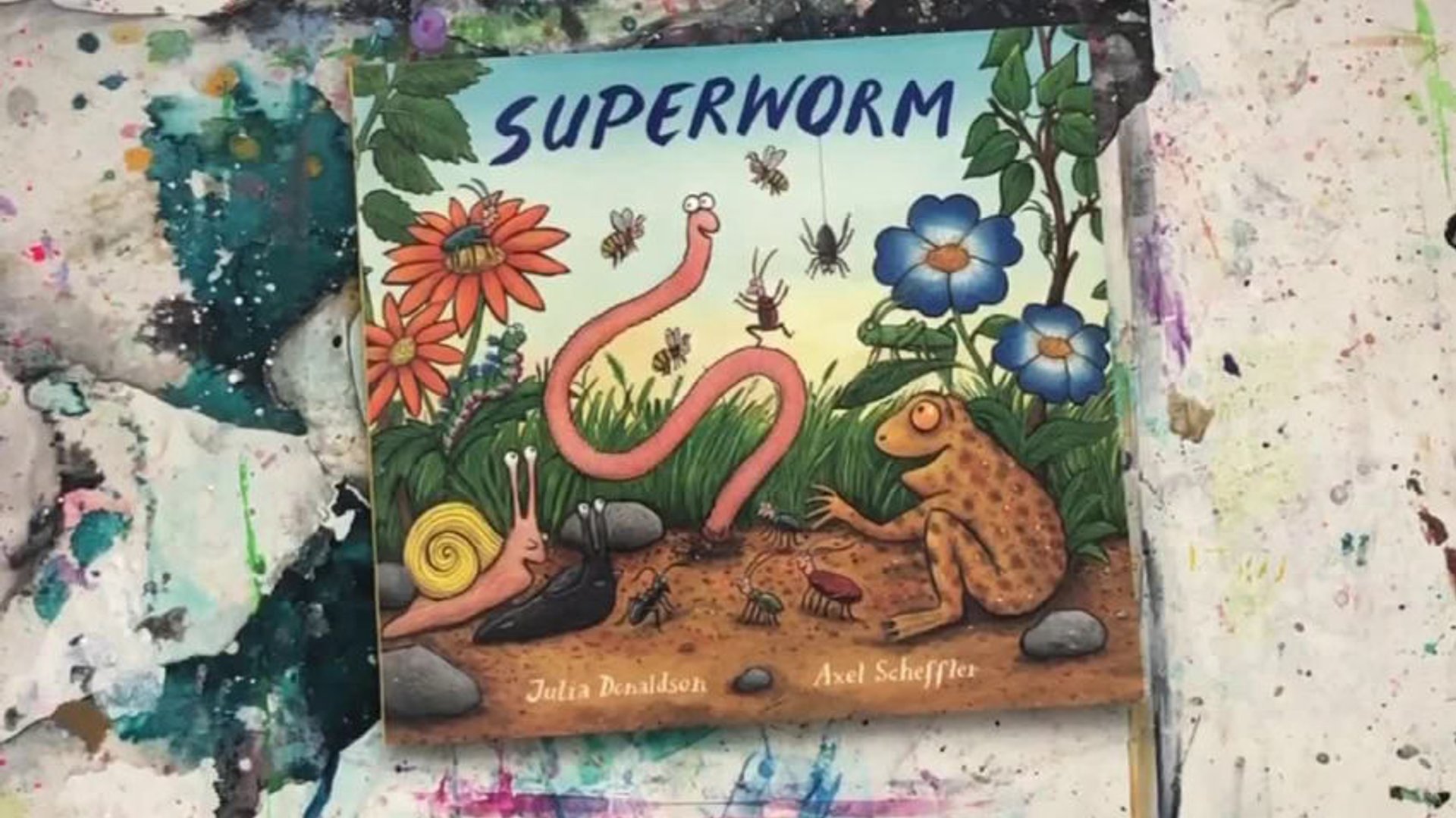 Superworm! Read aloud children's book - Numérique Éducatif